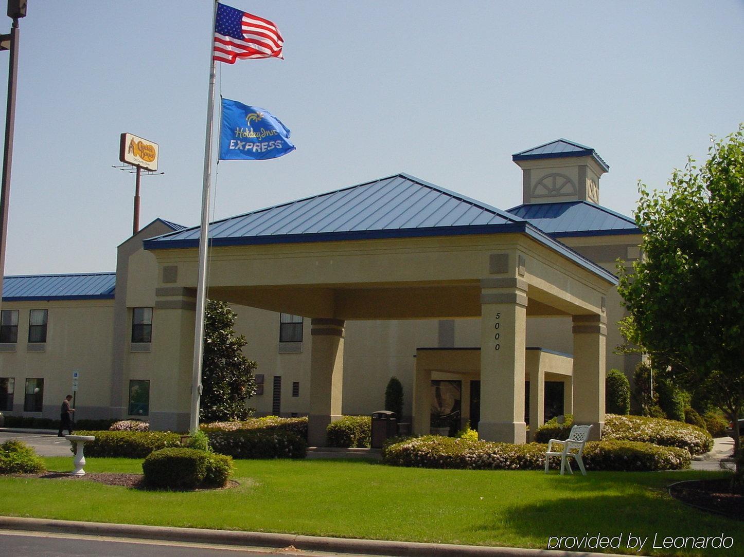 Holiday Inn Express Wilson I-95 By Ihg Esterno foto
